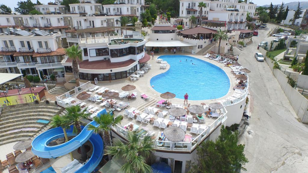 Family Belvedere Hotel 博德鲁姆 外观 照片