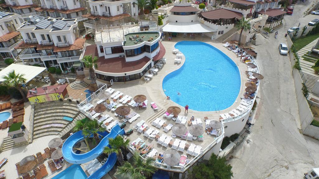 Family Belvedere Hotel 博德鲁姆 外观 照片