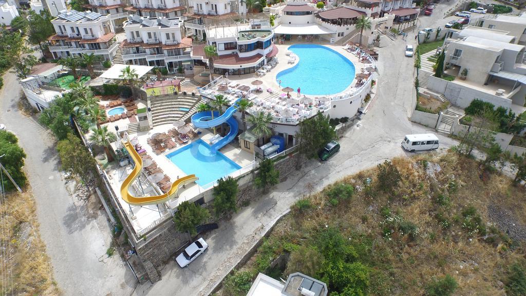 Family Belvedere Hotel 博德鲁姆 外观 照片