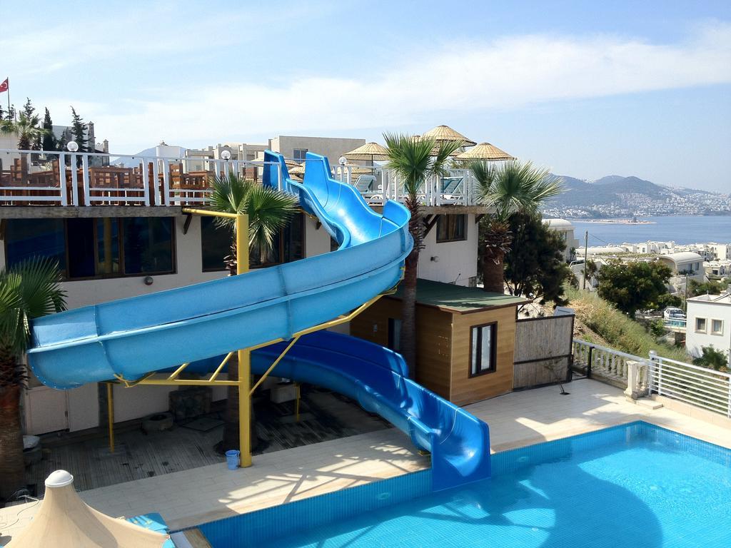 Family Belvedere Hotel 博德鲁姆 外观 照片