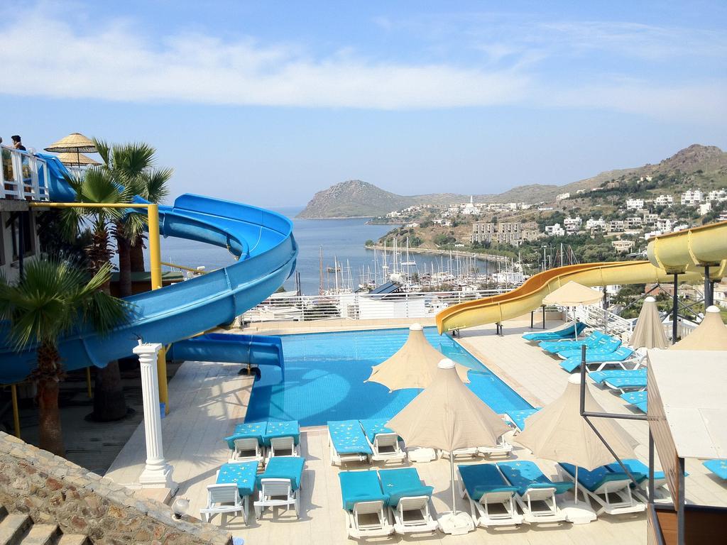 Family Belvedere Hotel 博德鲁姆 外观 照片